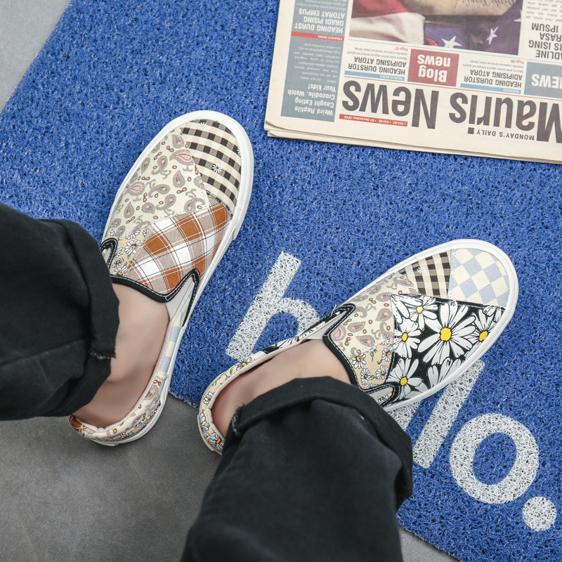 Canvas Shoes Image 4