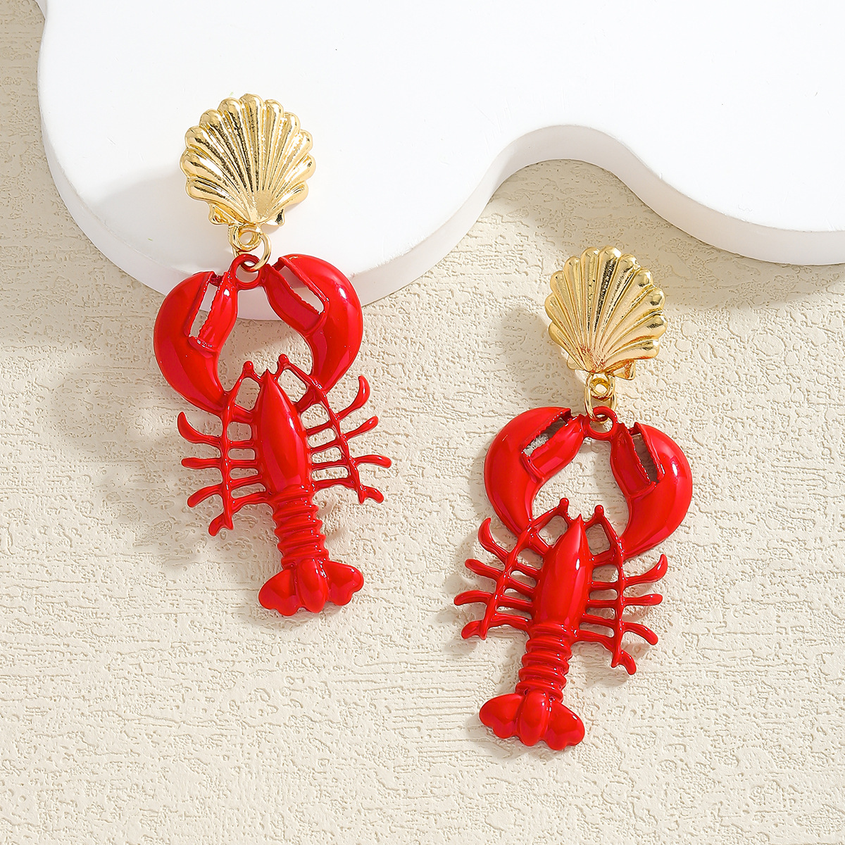 Pendientes colgantes estilo bohemio con concha y langosta_voghion.com
