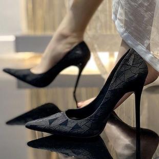 �n���Ը����㼚��Ь2025�����¿���^��ɫ�IŮЬ���Q��a�߸�Ь