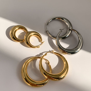 European and American INS metal circular circles of ear ring feminine minimalist niche design sense light luxury gold earrings
