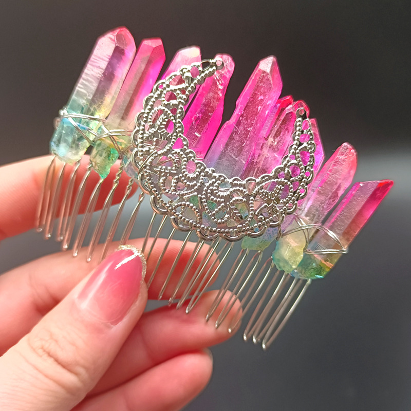 핑크 및 녹색 큰 달