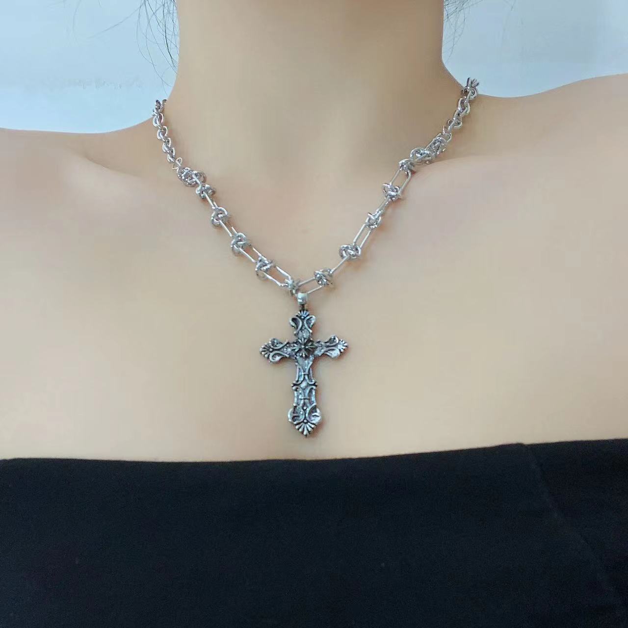 Y2K重工十字架項鍊千禧辣妹甜酷亞文化流浪廢土風朋克哥特小眾潮
