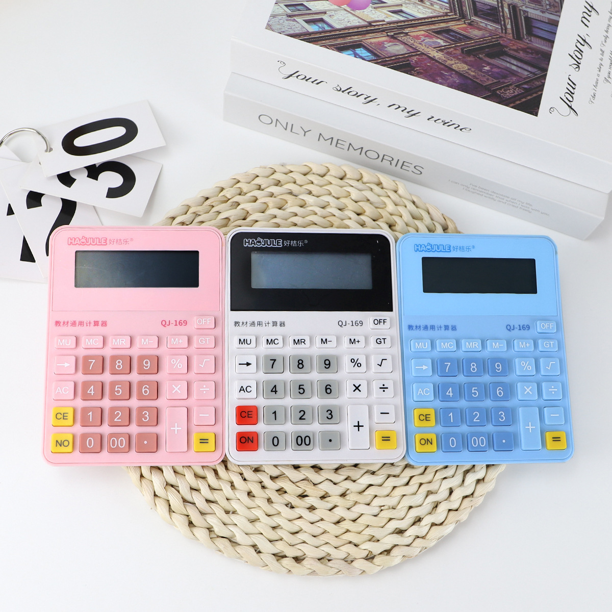 Universal cartoon teaching aids for students