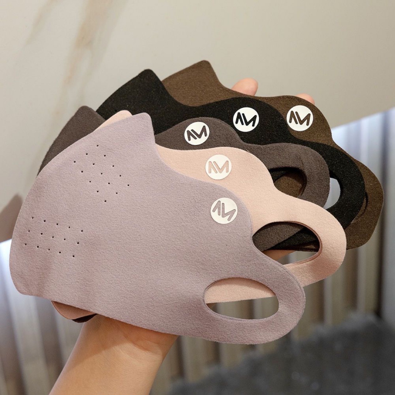 Autumn and Winter Warm Mask for Women, Breathable, High-Looking, Cycling, Wind-Proof and Cold-Proof Eye Protection Mask, Stereo Thickeneding, Small Face