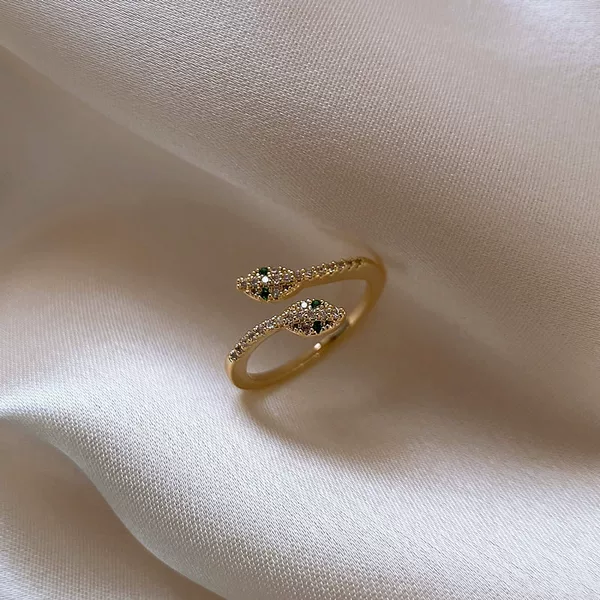 Refined National Style Open Snake Ring Women's Light Luxury Cyber Celebrity Index Finger Ring Advanced Sense Diamond-encrusted Snake Head Zodiac Jewelry