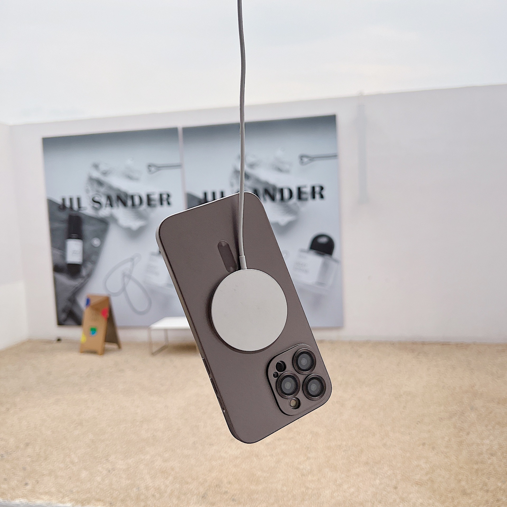 Metal paint magnetic suction suitable for Apple 14pro phone iPhone 13promax full package with lens film X soft case_voghion.com