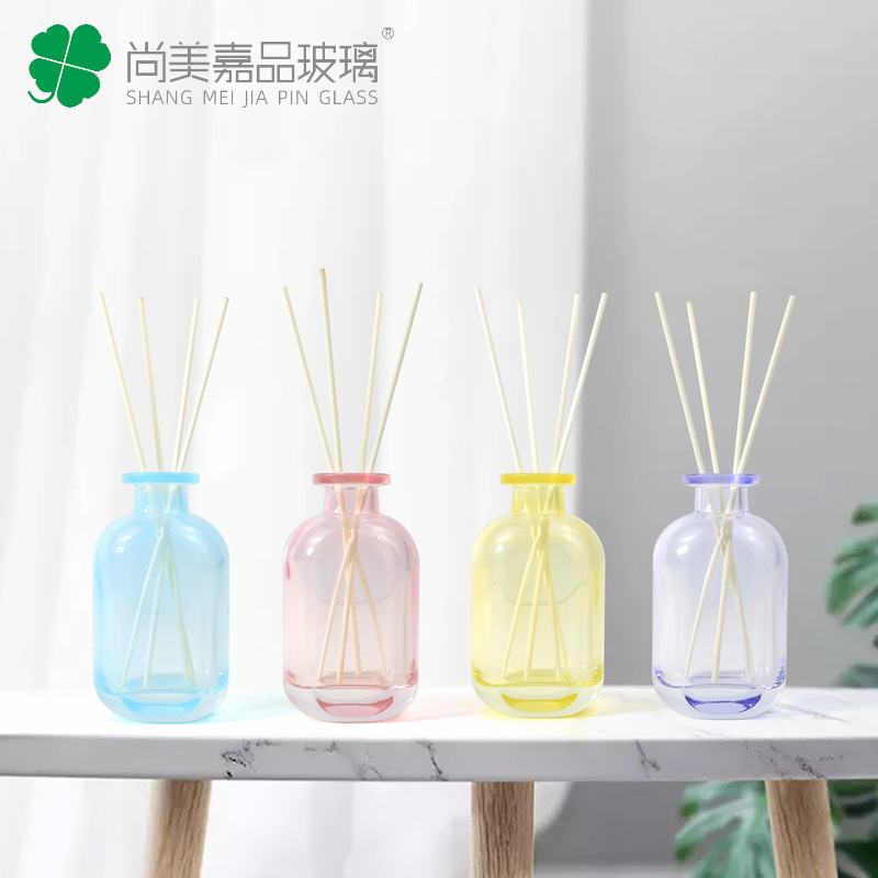工厂现货马卡龙色无火香薰玻璃瓶扩香玻璃瓶容器香氛玻璃瓶小摆件