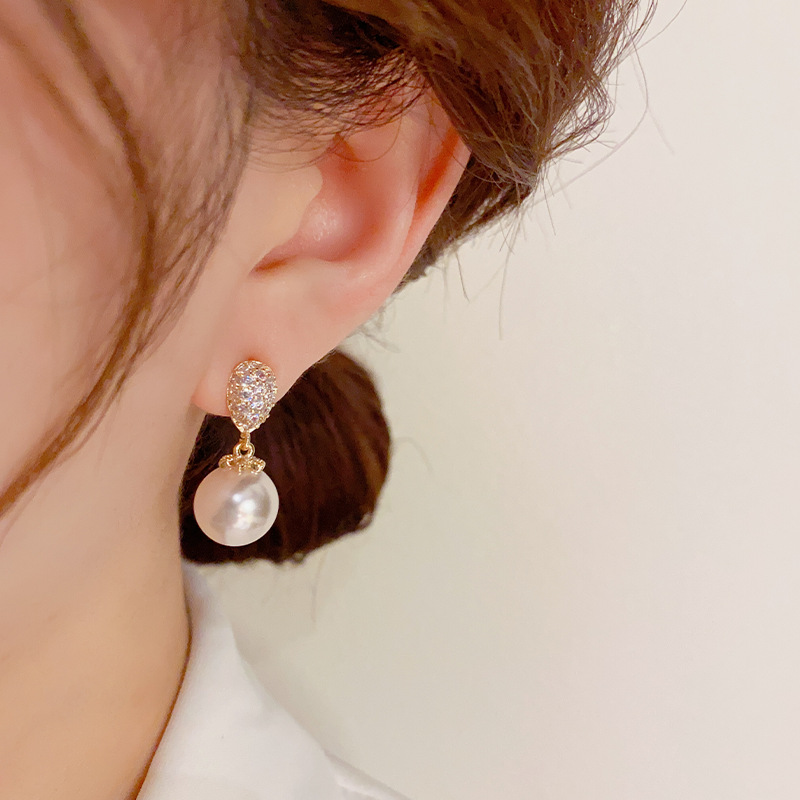 fashionable elegant universal small earrings with zircon drop-shaped…