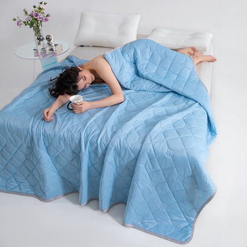 New Cool-Feeling Silk Ice Cream Pattern Air Conditioning Blanket Live Stream Bestselling Summer Cooling Blanket Wholesale