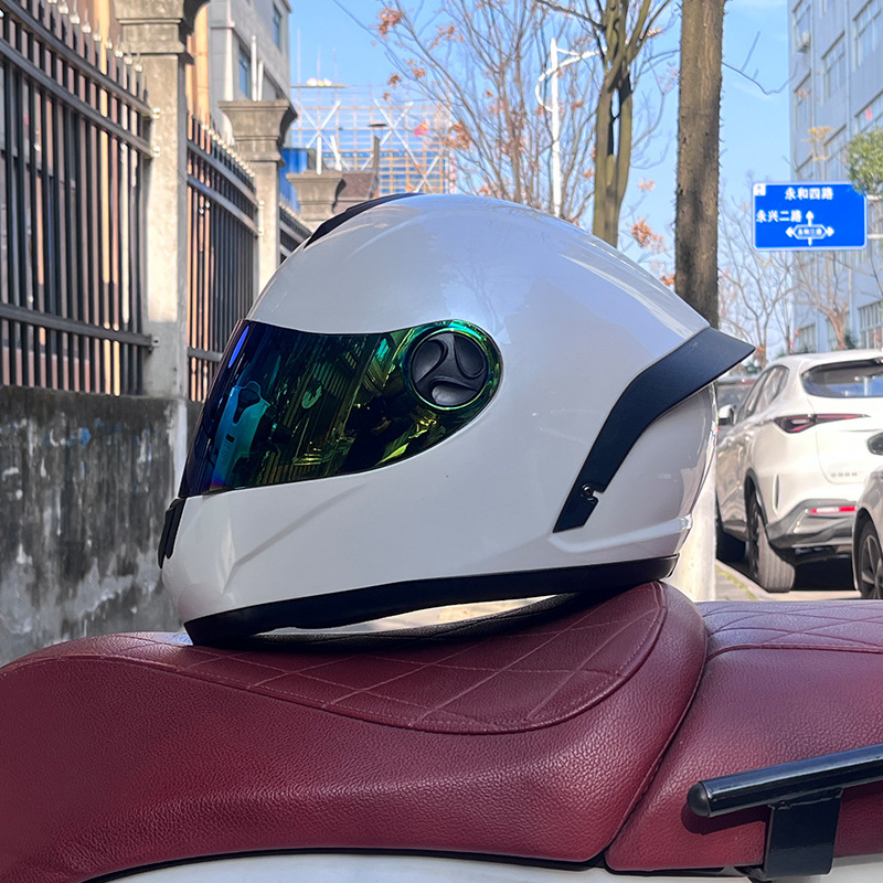 컬러 도금이 적용된 시멘트 그레이