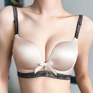 ��ͥ����ŮʿС�ؾ۔n�@���ո�����´��o�Ȧӡ����ĸ���������b