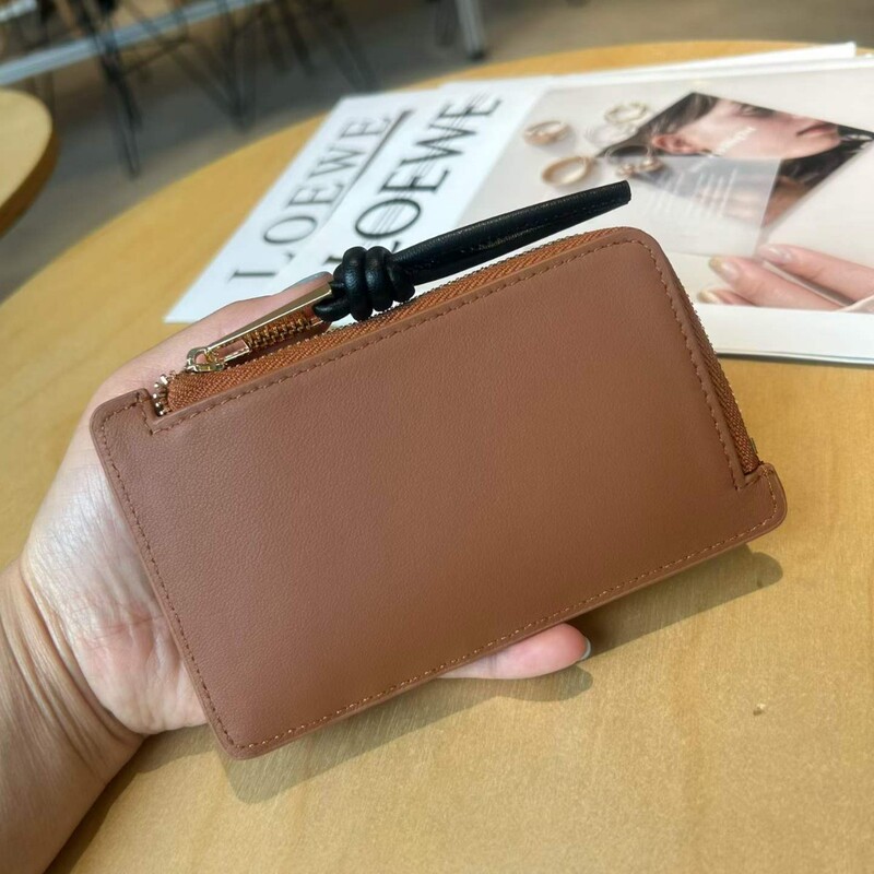 Loewe Same Style Long Wallet Ol Commuter Style Cowhide Coin Purse 2026 Summer New Wallet Dropshipping Loewe Same Style Long Wallet Ol Commuter Style Cowhide Coin Purse 2026 Summer New Wallet Dropshipping