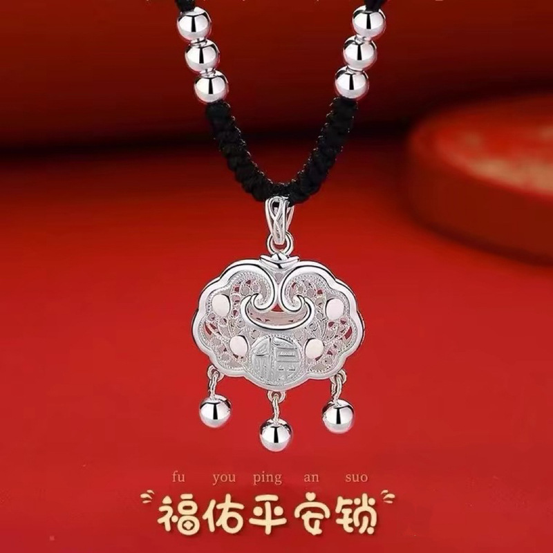 White Copper Woven Rope Safe Long Life Lock Light Luxury High-end Necklace New Explosive Clavicle Luxury Niche Pendant