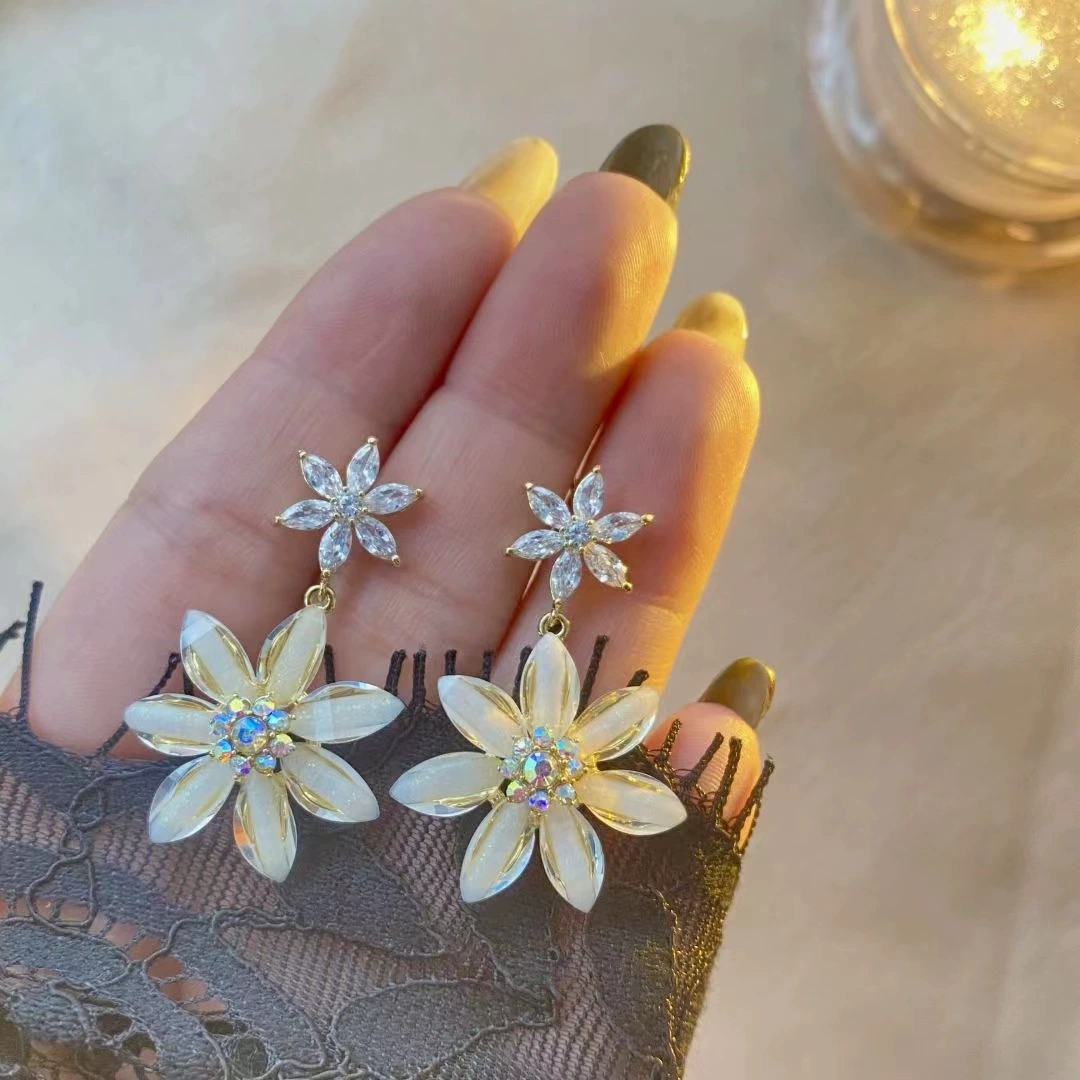Белые серьги, серебряная игла, простой и элегантный дизайн, цветочная, образец из серебра 925, французский стиль, интернет-знаменитость