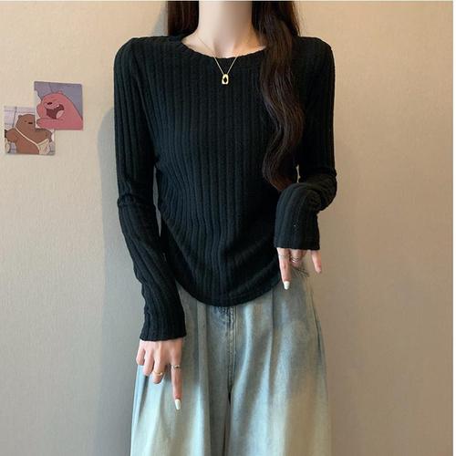 Languid Style Long-Sleeve T-Shirt, Inner Wear for a Slimming and Elegant Look, Pleated Design, Cinched Waist for a Slimming and Concealing Effect, Base Layer Top for a Trendy Look