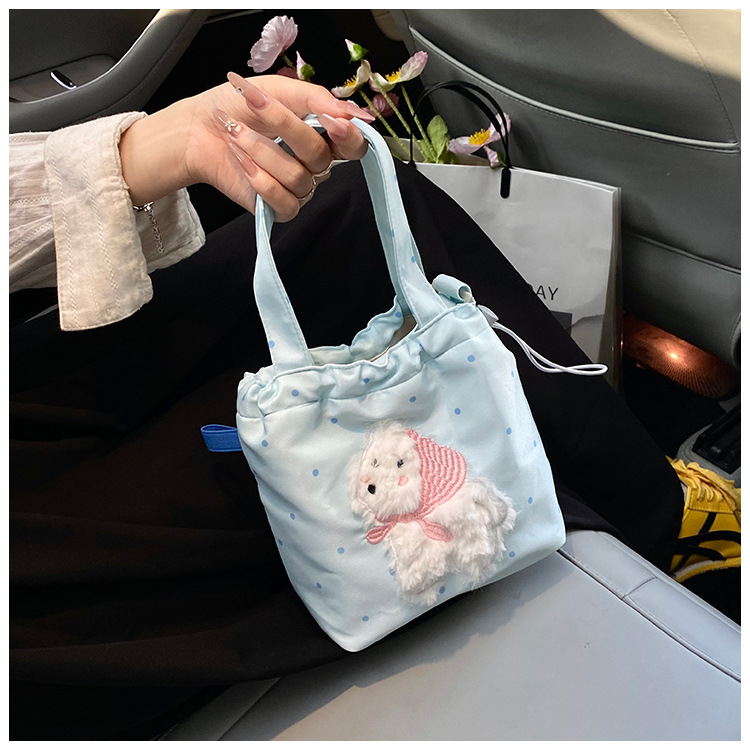 2025 夏の新作刺繍ショルダーバッグ小さな新鮮な女の子のハンドバッグ甘いイン多用途ファッションクロスボディバッグ|undefined
