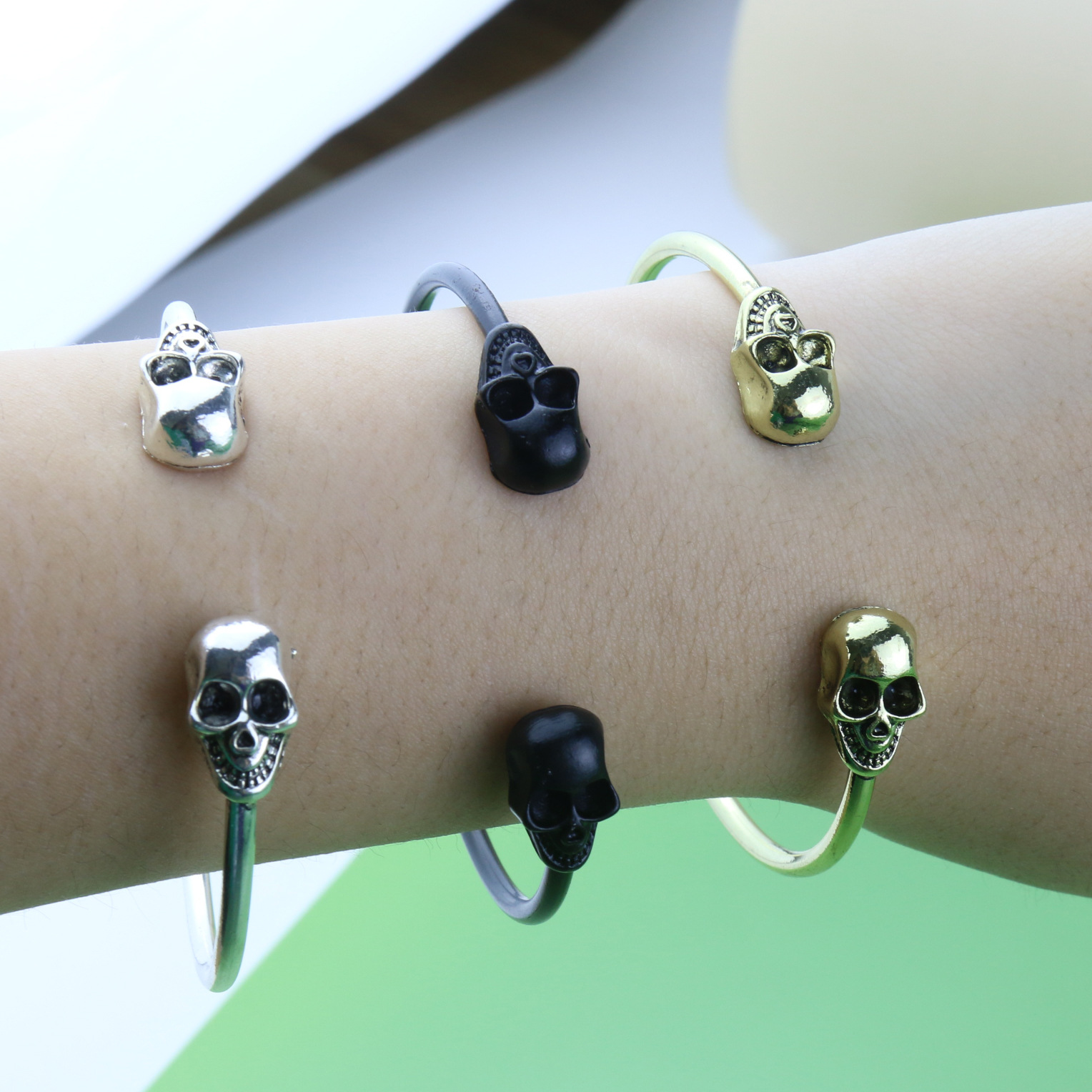 European and American Popular Halloween Exaggerated Ghost Skull Punk Style Double Skull Opening Alloy Retro Personalized Bracelet