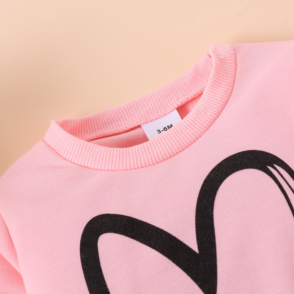 Kids Clothing New spring and autumn toddler girl pink round neck heart shaped print long sleeved top black trousers casual suit_voghion.com