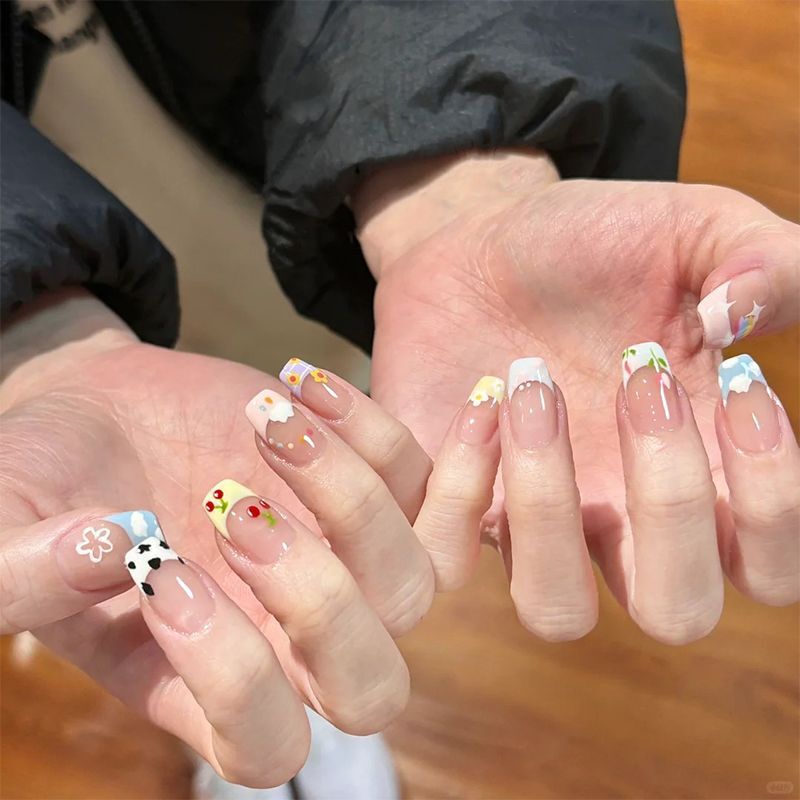 New Style Handmade Hand-Painted Cute Wearable Kitty French Nails, Whitening Nail Stickers, Removable Wearable Nails
