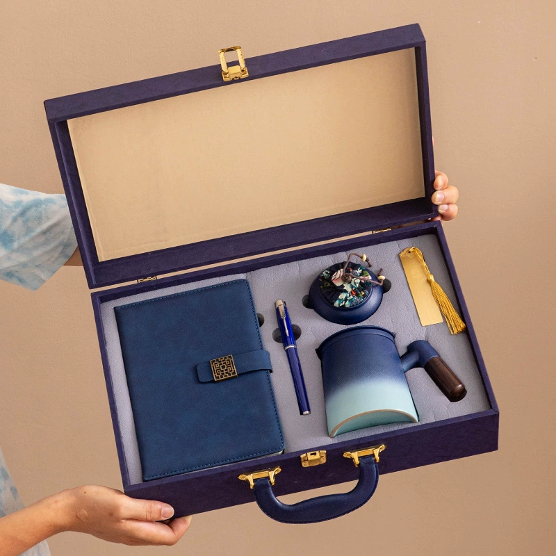 Ежегодное собрание компании Деловые подарки Фестиваль сувениров с сувенирами