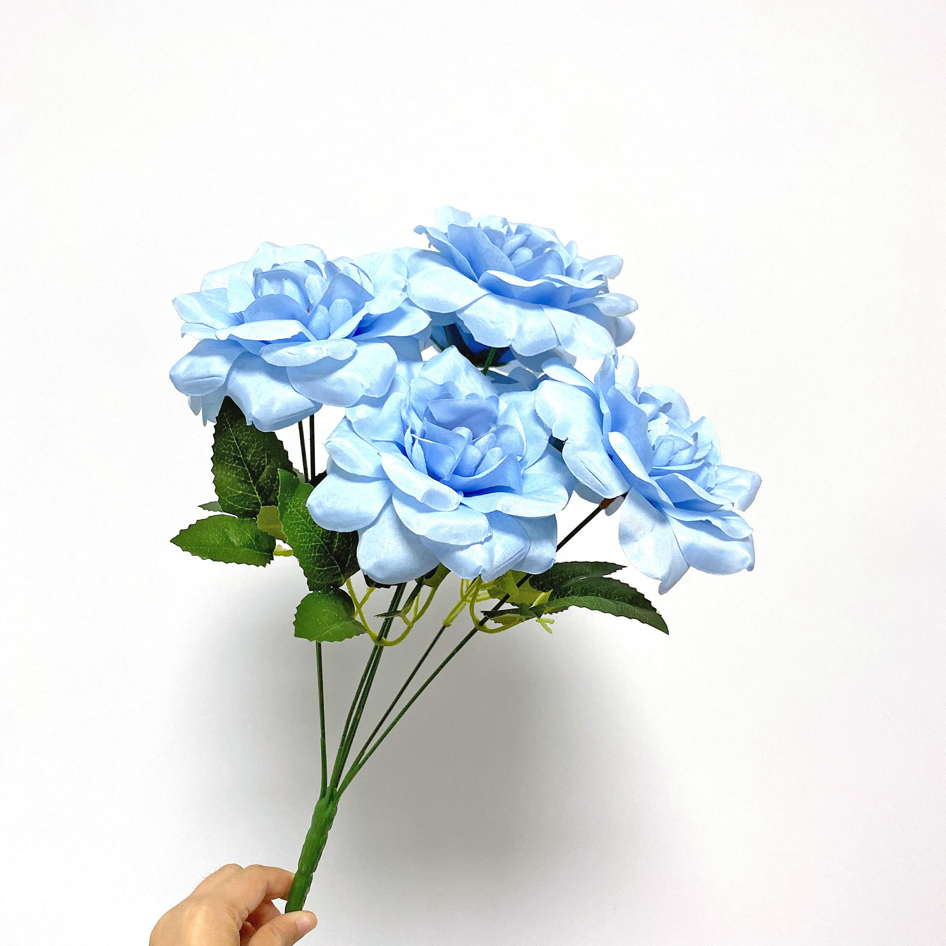 Transfronterizos calientes rosas rojas flores falsas ramos de flores 7 flores de rosas de color champán flores de simulación al por mayor