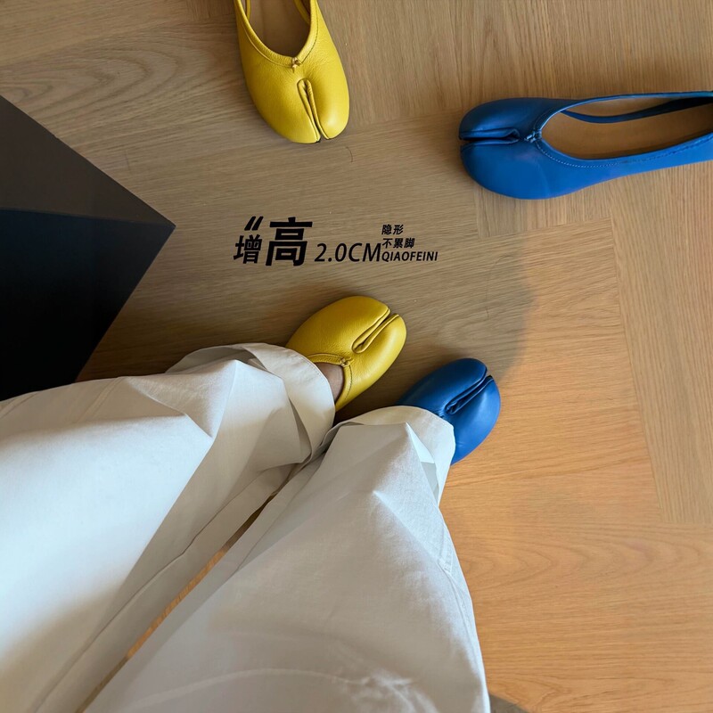 In-Stock Split-Toe Pig Trotter Shoes for Women, 2024 Spring New Style, Flat Single Shoes, Soft-Soled Comfortable Ballet Shoes, Shallow Mouth Loafers