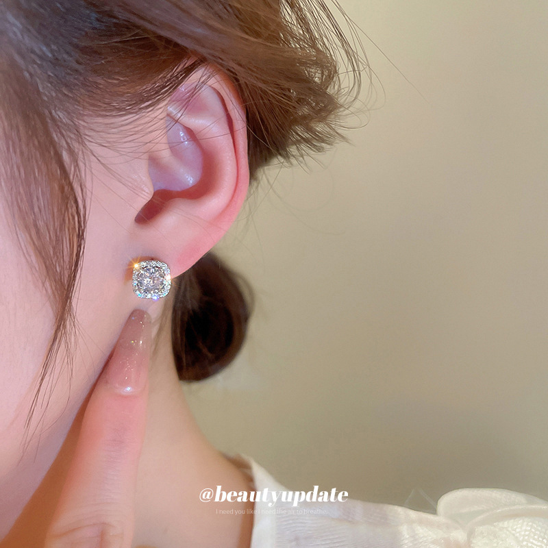 Aguja de plata Corea del Sur ZIRCON cuadrados pendientes nicho diseño ins estilo pendientes personalidad temperamento nuevos pendientes al por mayor para las mujeres