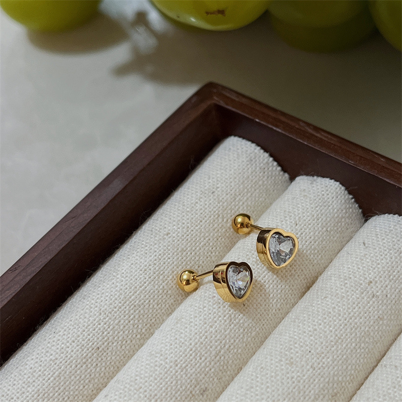 Fashion Round Heart Shape Titanium Steel Tassel Plating Inlay Zircon Ear Studs 1 Pair