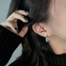 S925银欧美时尚圆弧耳扣冷淡风水滴气质耳环女时尚夸张金属耳饰潮
