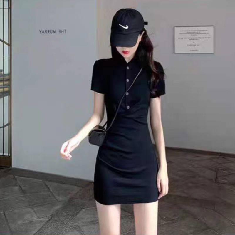 Fitted skirt