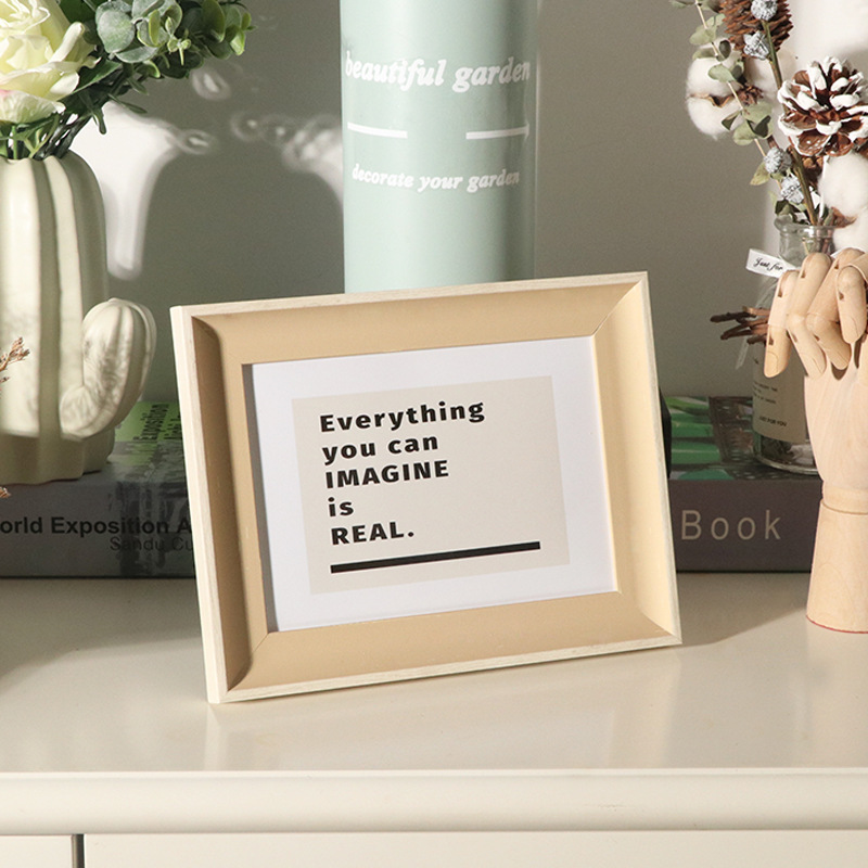 주황색 + 흰색 가장자리