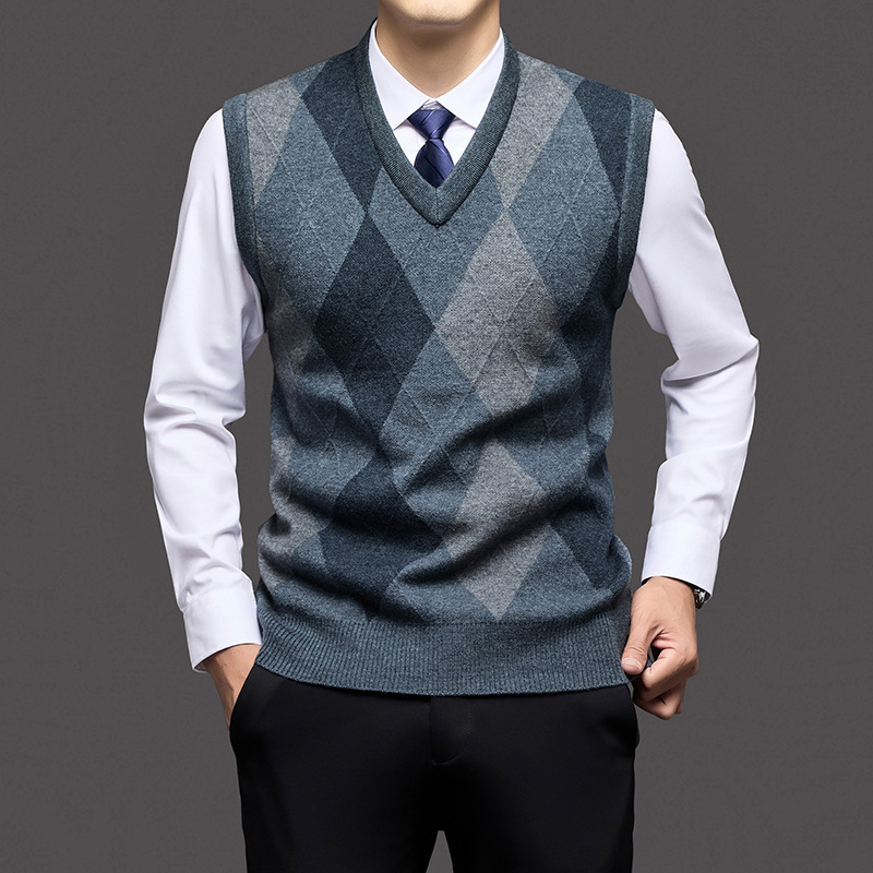 2025 Main Recommended V-Neck Men's New Thickened Vest Autumn and Winter Diamond-Patterned Wool Sweater Knitwear for Dad 2025 Main Recommended V-Neck Men's New Thickened Vest Autumn and Winter Diamond-Patterned Wool Sweater Knitwear for Dad