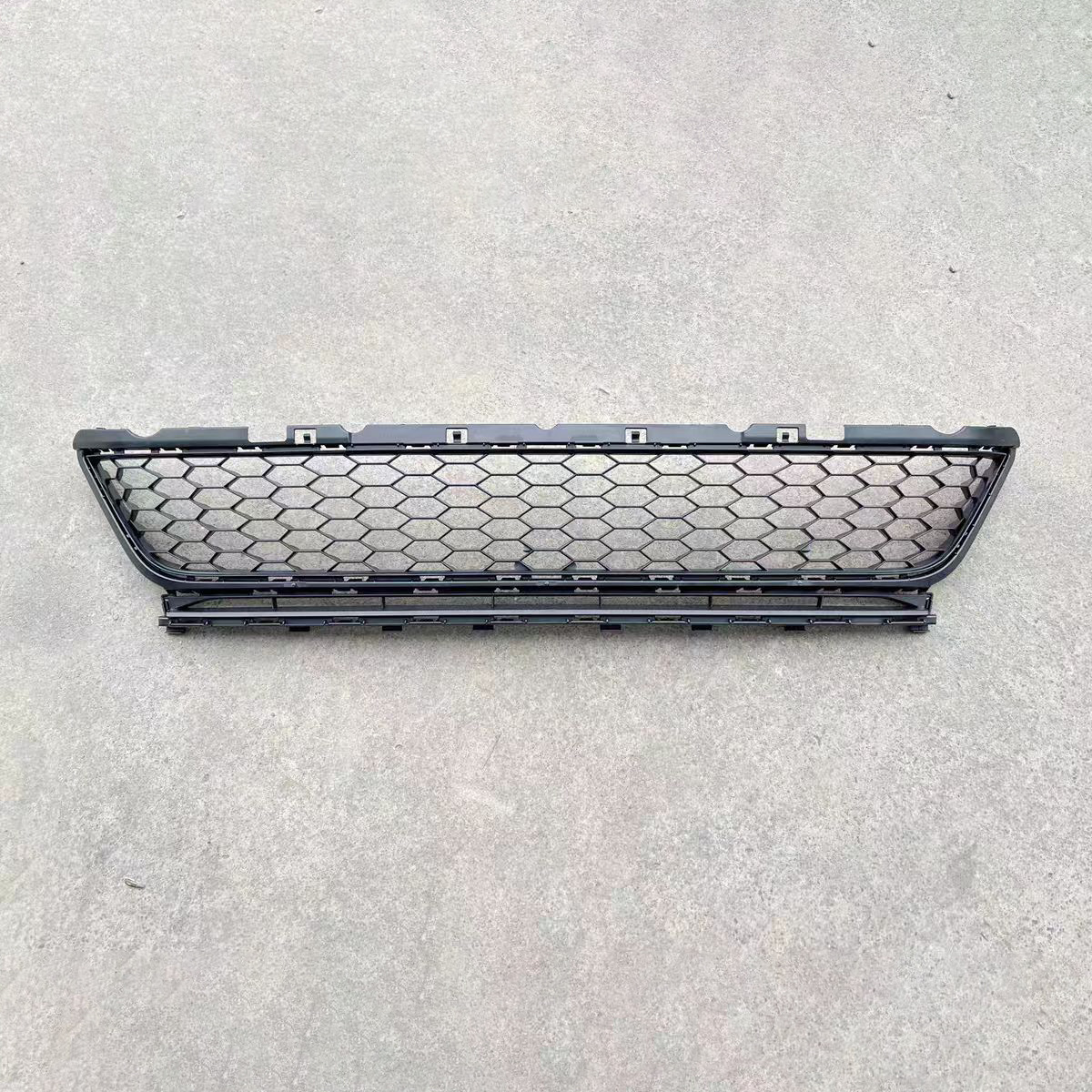 Suitable for Volkswagen Golf 18-21 Models 7.5Gti Lower Center Grille Air Intake Grille