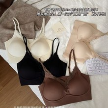 秋冬蕾丝提拉漫画胸内衣小胸提拉聚拢加厚馒头杯深V蕾丝花边内衣