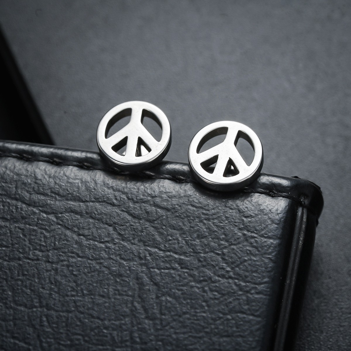 X768-B (Silver Peace Aircraft Earrings)