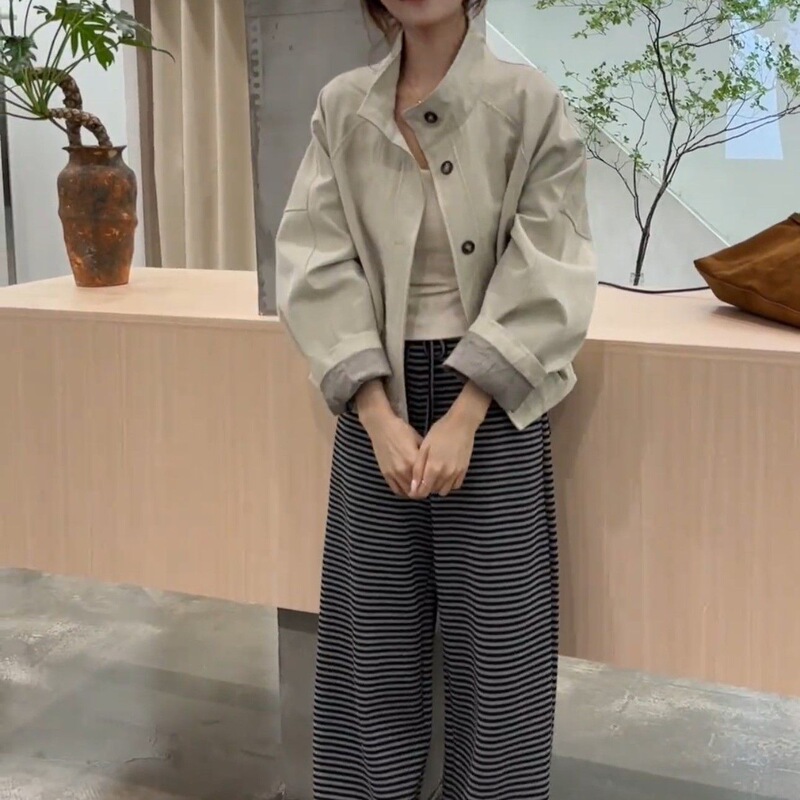 Short Style, Very Stylish Stand-Collar Trench Coat for Women, New Spring/Autumn 2026 Loose Casual Jacket for Petite Figures Short Style, Very Stylish Stand-Collar Trench Coat for Women, New Spring/Autumn 2026 Loose Casual Jacket for Petite Figures