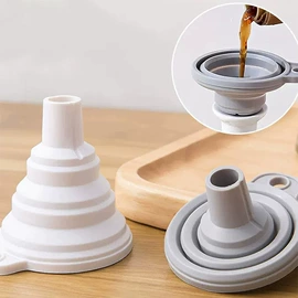 收纳盒;衣钩/挂钩;衣架