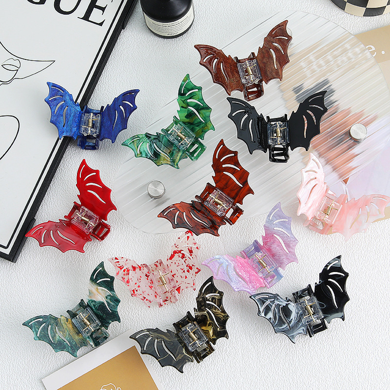 Paibo European and American Best-Selling Creative and Quirky Bat Hair Clip Halloween Claw Clip Holiday Party Costume Hair Accessory Paibo European and American Best-Selling Creative and Quirky Bat Hair Clip Halloween Claw Clip Holiday Party Costume Hair Accessory