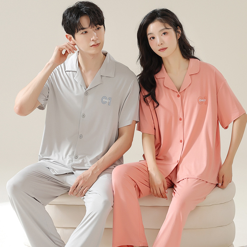 Pajamas de pareja moda para mujeres primavera y verano, pantalones de mangas cortas, ropa delgada para hombres y mujeres, cardigan, set grande