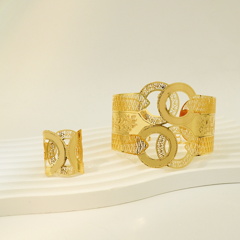 Hot Sale 24K Gold Plated Bracelet Dubai Bride India Nigeria Women Wedding Flower Bracelet Jewelry Wholesale