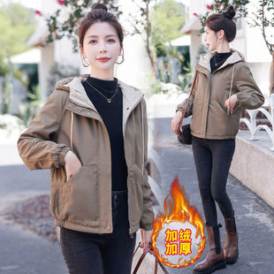 Er Cotton Thickeneded Outwear for Small Women in Winter New Style Short Cotton Outwear with Elegant and Velvet Pie Jacket