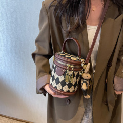 High-End Rhombus Bucket Bag Rhombus Retro Fashion Summer Exquisite Niche Design Women's Crossbody Bag Overseas