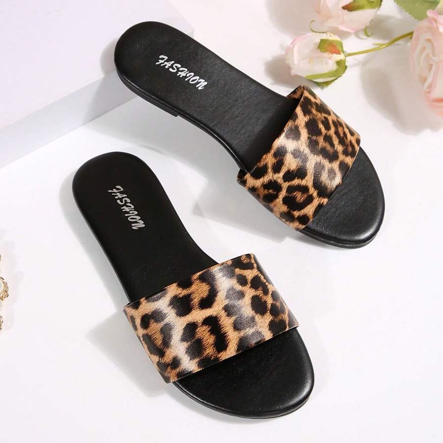 Sandalias Planas de Mujer de Cuero Sintético, Cómodas con Decoración de Metal, para Ocio