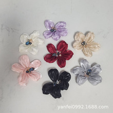 �W���W������ˇ��껨�Y��Ůñ�l�Ь���b��o�ϰ��Ʒ�������l