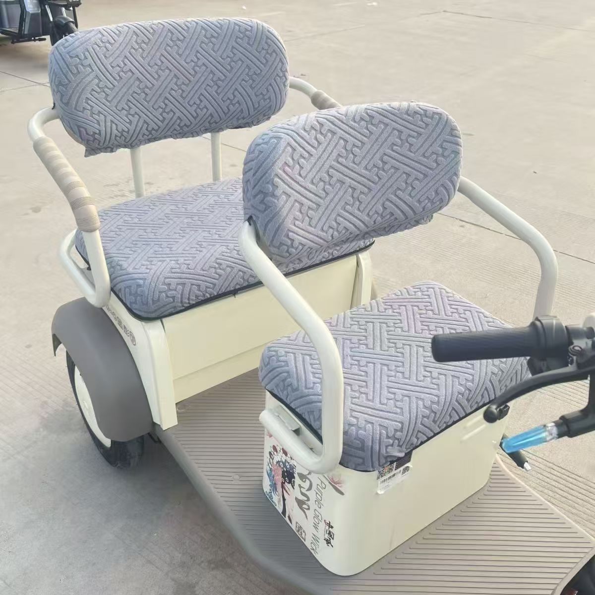 Xinri Yadi Tailin electric tricycle seat cushion cover, Aima tricycle seat cushion cover, universal for all seasons
