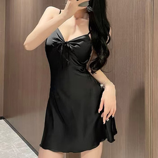 �Ը�˯��Ů����¶�����z�����؉|˯ȹ��Ů�L�r�мҾӷ����⴩���b