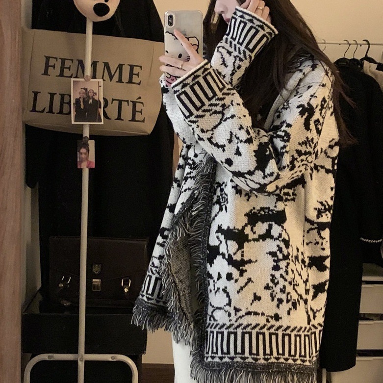 怠惰なニットカーディガン女性韓国版新型フリンジセーターゆるい上着高級感秋冬ジャカードコート女性|undefined