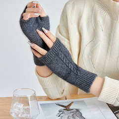 One-piece woven cashmere half-finger gloves for women winter warmth protective wrist gloves with finger exposure, for men students typing short office style