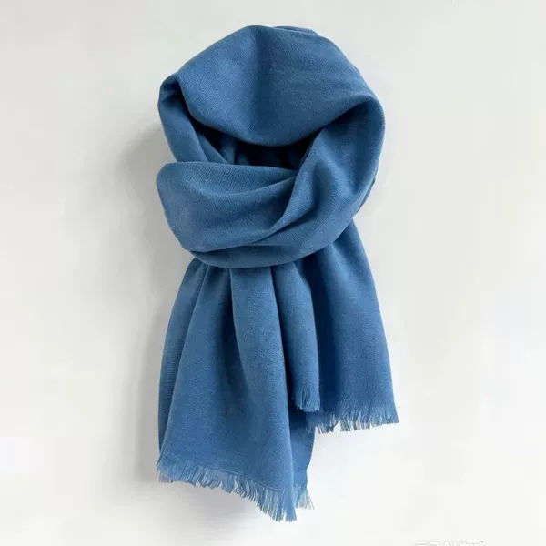 Japanese and Korean style, featuring a wool blend, oversized and wide, short beard scarf, new autumn/winter collection, warm blue neck warmer, fashionable shawl