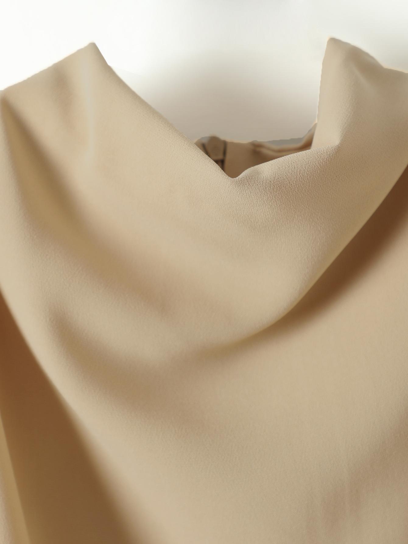 Sleeveless High Neck Shirt 13